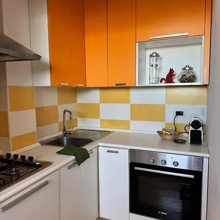 Mansarda Accogliente In Ottima Posizione * Vercelli