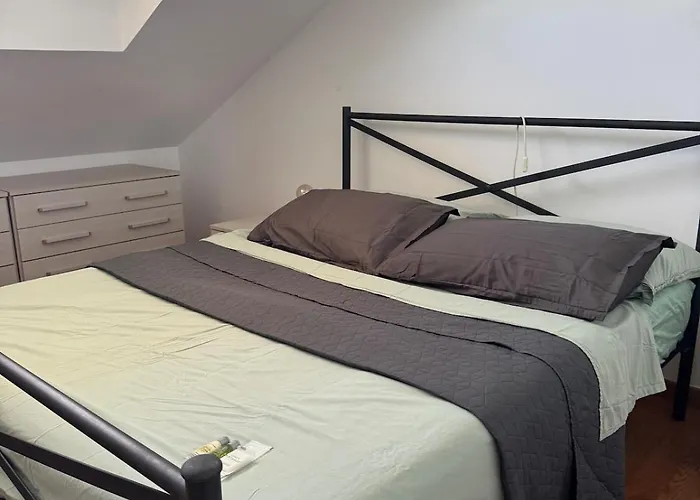 Mansarda Accogliente In Ottima Posizione Appartement *